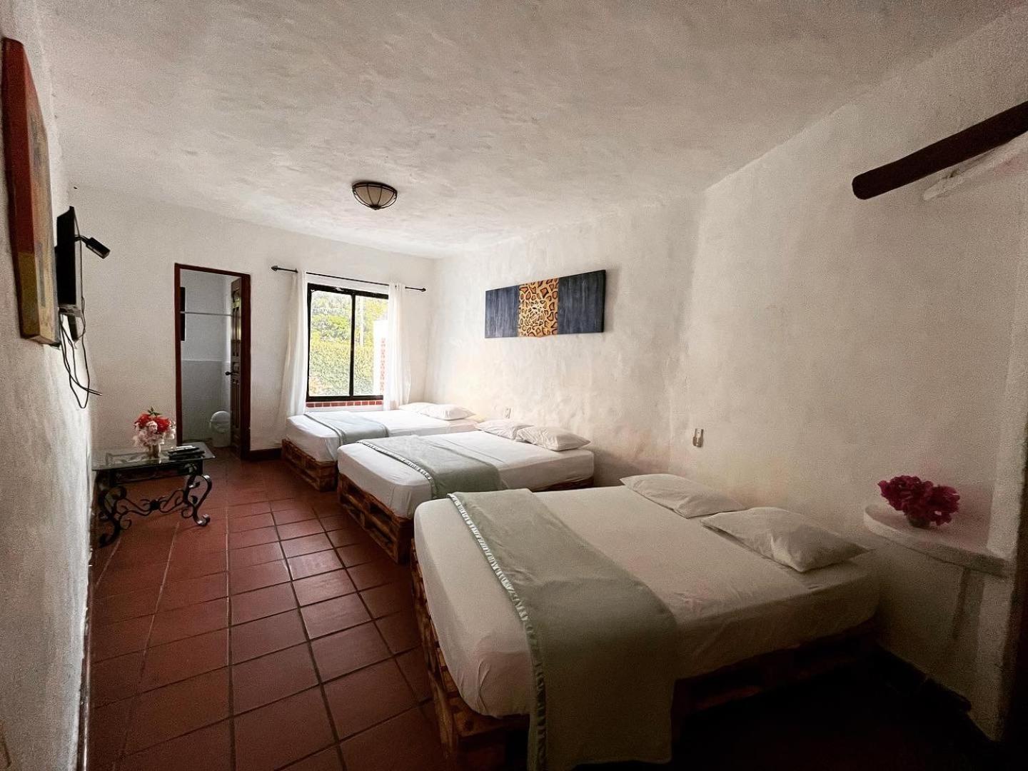 Hotel Mia Nueva Gorgona Zimmer foto